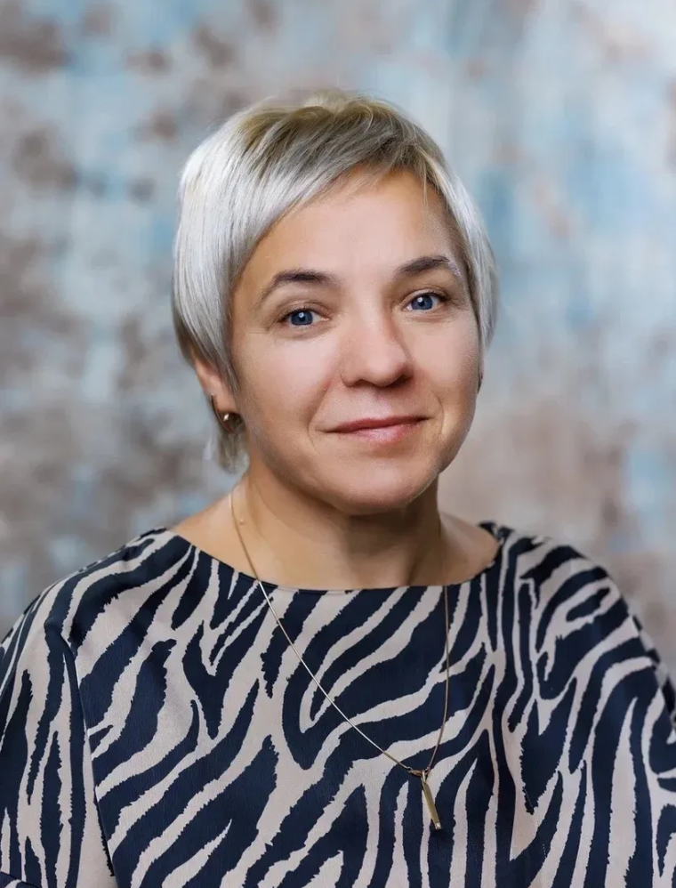 Блискунова Наталья Михайловна Заместитель директора по УВР Прием родителей по вторникам        с 15:00 до 16:30
